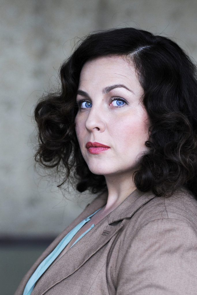 Jeanne Degraa