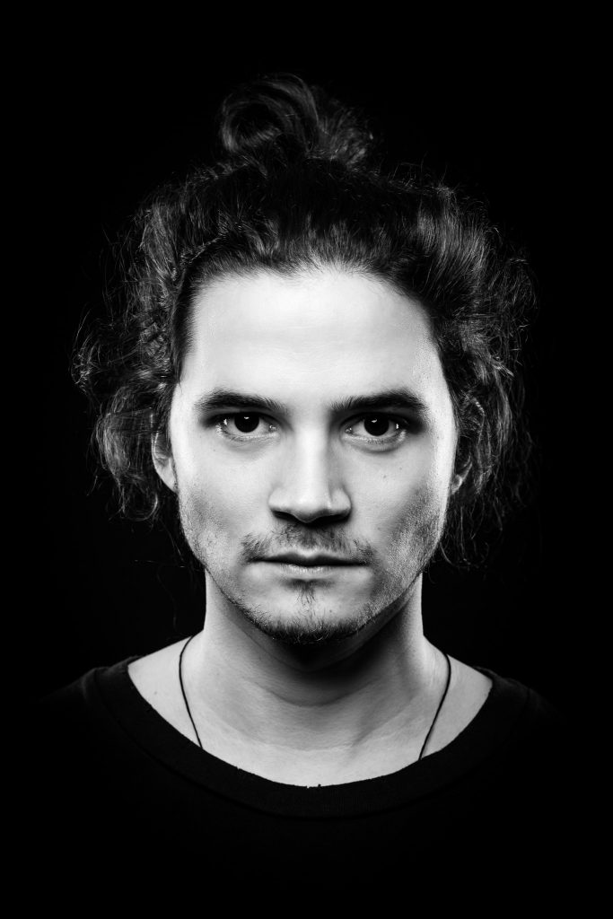 Simon Wolf
