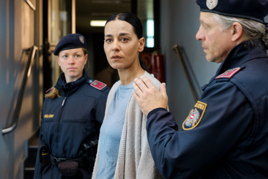 „SOKO Wien – Angeltrip“ mit Edita Malovcic in der Rolle ‚Luna Krumberger‘ am 27.12.2019 um 18:00 Uhr im ZDF